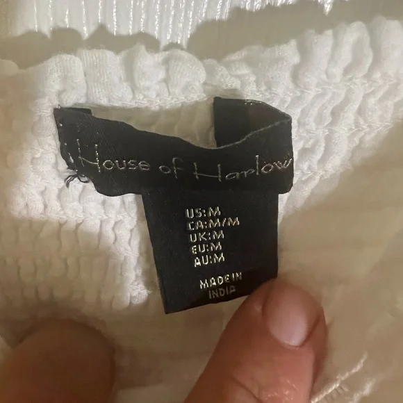 White eyelet House of Harlow dress sz M - Picture 4 of 4